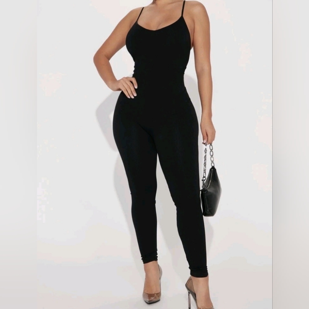 Fashion Nova Ribbed Bodysuit